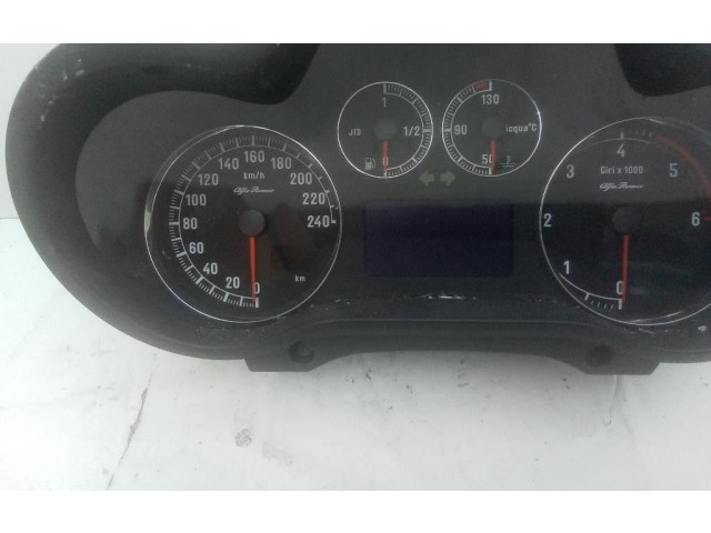 Панель приборов 156071227, 156071227   Alfa Romeo 147       