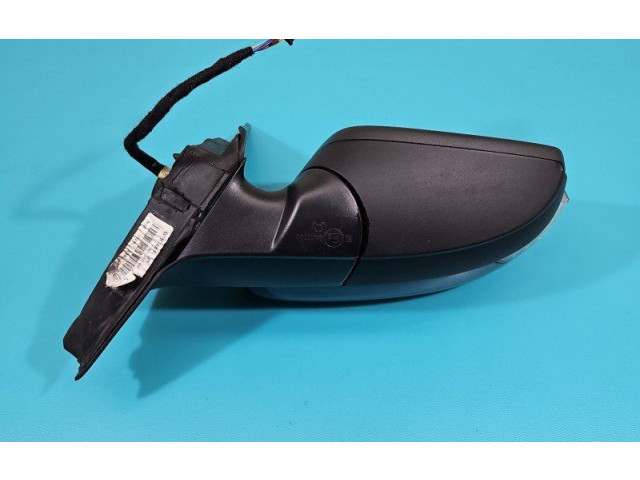 Зеркало электрическое        Skoda Fabia Mk3 (NJ)  2015 - 2021 года   
