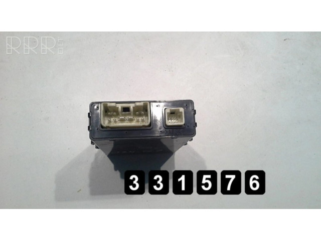 Блок управления двигателя 8981550020 Mazda 2