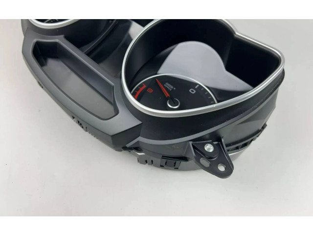 Přístrojová deska Audi A5 2019 8T0920984K