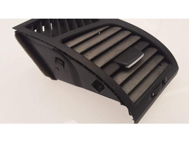 Боковая воздушная решётка