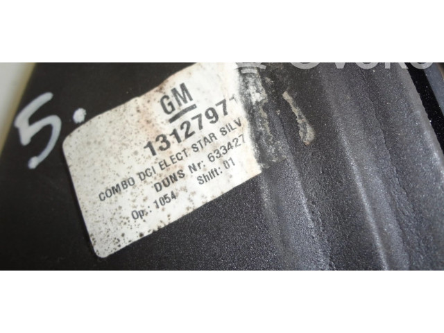 Зеркало электрическое        Opel Combo C  2001 - 2011 года   