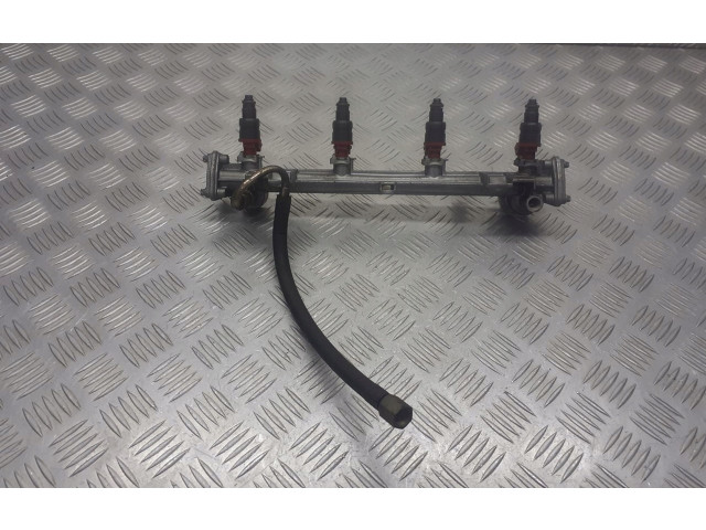 Vstřikovací lišta R1110781045   Mercedes-Benz C AMG W202     