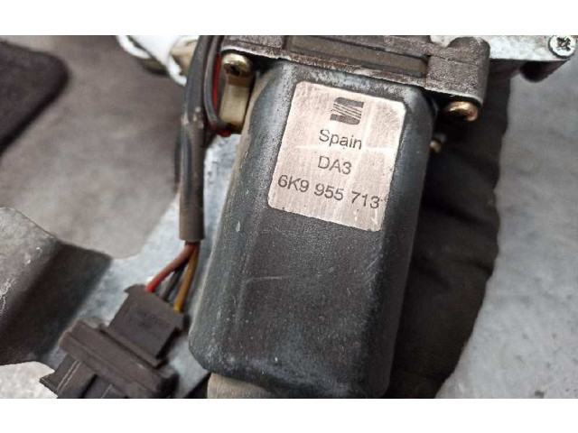 Моторчик заднего дворника 6K9955713 Volkswagen Caddy