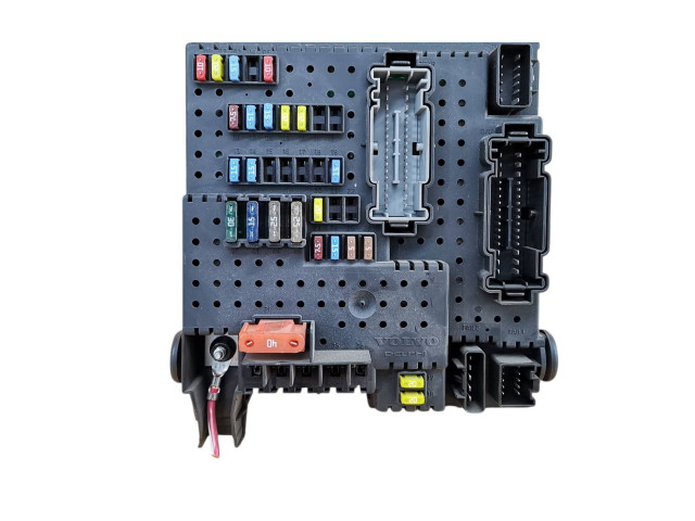 Блок предохранителей 8676391, 12217799 Volvo XC90
