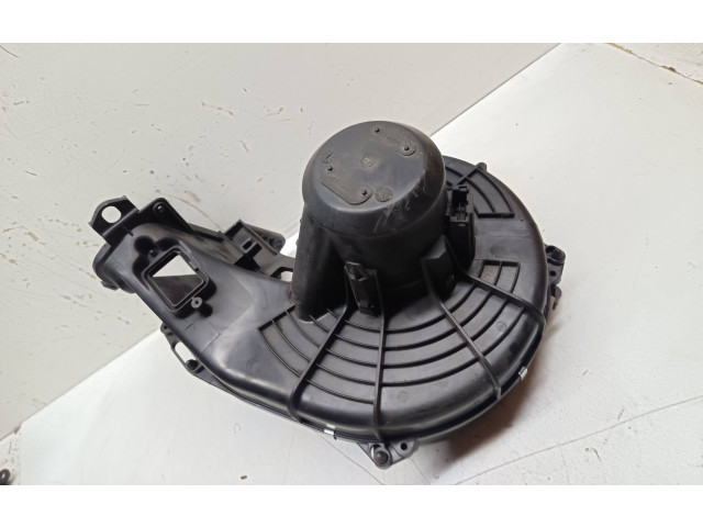Вентилятор печки    13149484, 560961104   Opel Meriva A