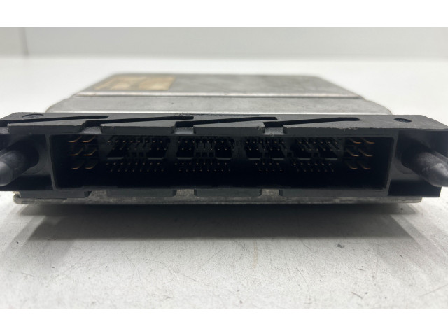 Блок управления двигателя 09470429B, 28SA3886   Volvo S70  V70  V70 XC