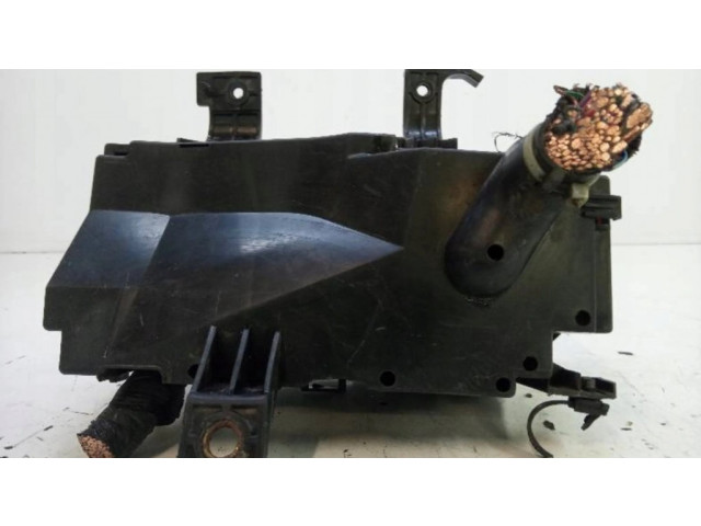 Ящик предохранителей (комплект)         Mazda MX-5 NC Miata 