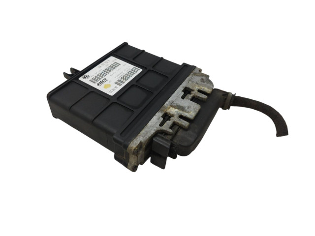 Блок управления коробкой передач 09A927750B, 31036PW002   Volkswagen Bora