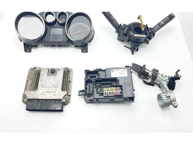 Комплект блоков управления 0281017587, 0281017587 Opel Meriva B