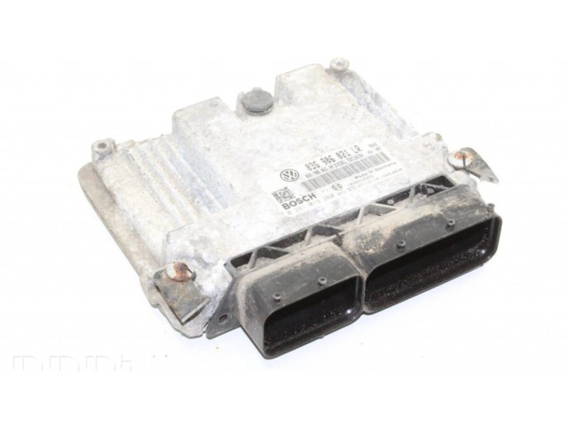 Řídící jednotka 03G906021LR Volkswagen PASSAT B6 2007