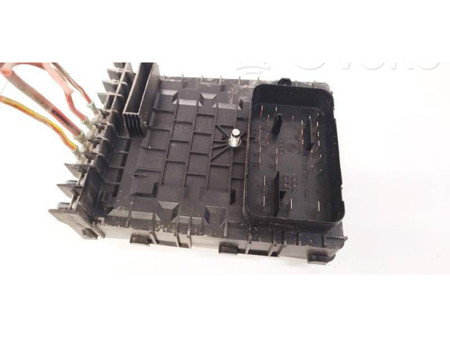 Блок предохранителей  1K0937125D, 8K020612   Skoda Yeti (5L)    