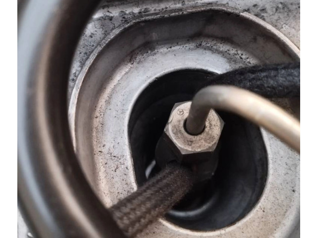 Vstřikovač Mercedes-Benz E W210