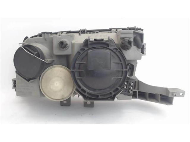 Передняя фара  