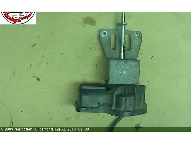 Моторчик стеклоочистителя 4560694 Saab 9-5