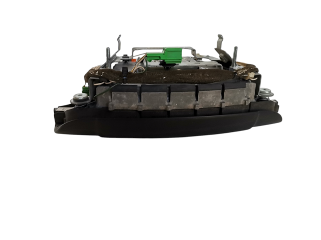 Подушка безопасности водителя 8686284   Volvo V70