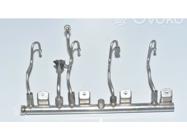 Vstřikovací lišta 7547600, 13537547600 BMW 5 F10 F11 pro benzínový motor 4.4 N63 B44 A 550 i