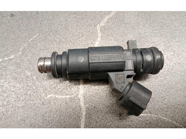 Vstřikovač 079133551a Audi A8 S8 D5