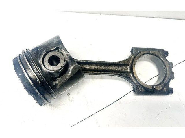 Поршень с шатуном Volvo S60