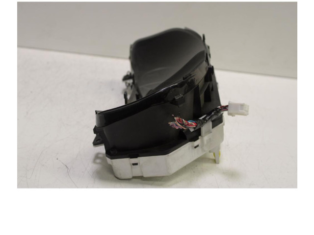 Přístrojová deska Lexus CT 200H 2010 8380076040