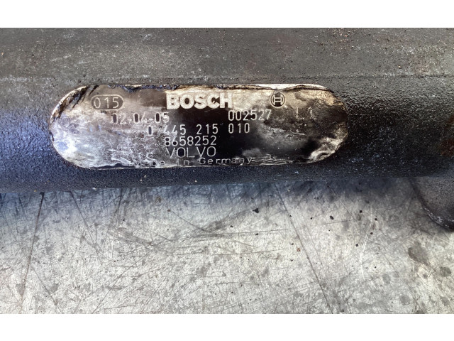 Топливная рампа 8658252, 002527   Volvo XC90  