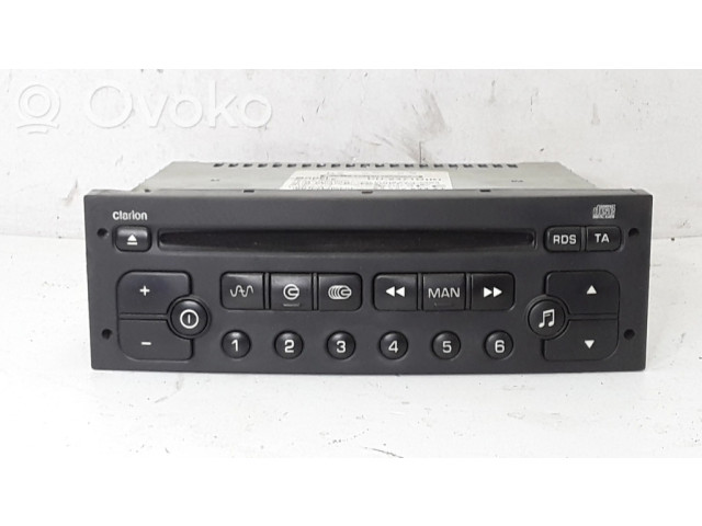 Радио/ проигрыватель CD/DVD / навигация