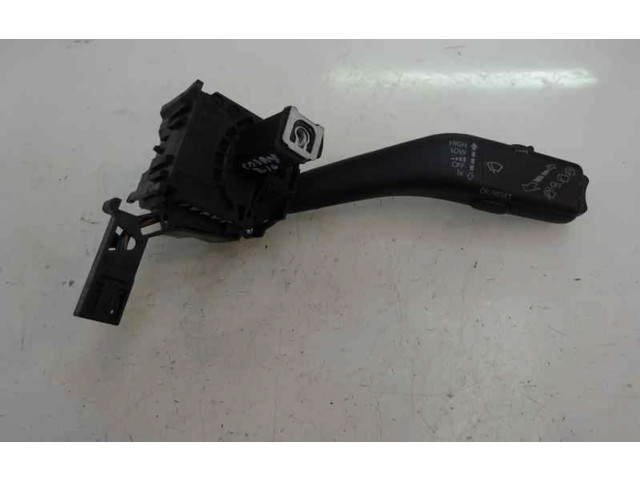 Ручка стеклоочистителей 1K0953519J Volkswagen Caddy