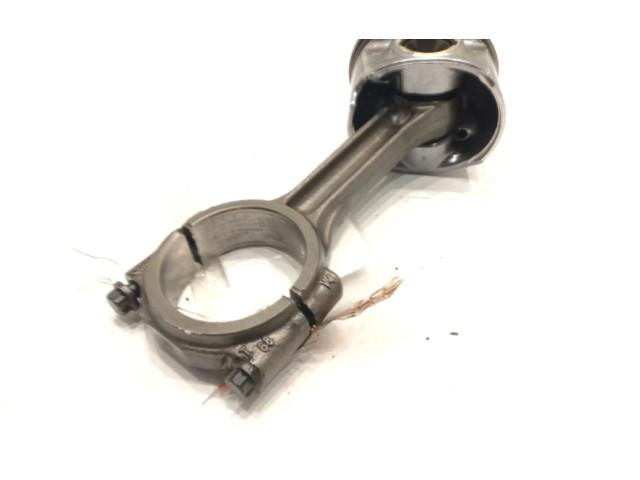 Píst CRM04LA Skoda Octavia Mk3 (5E)