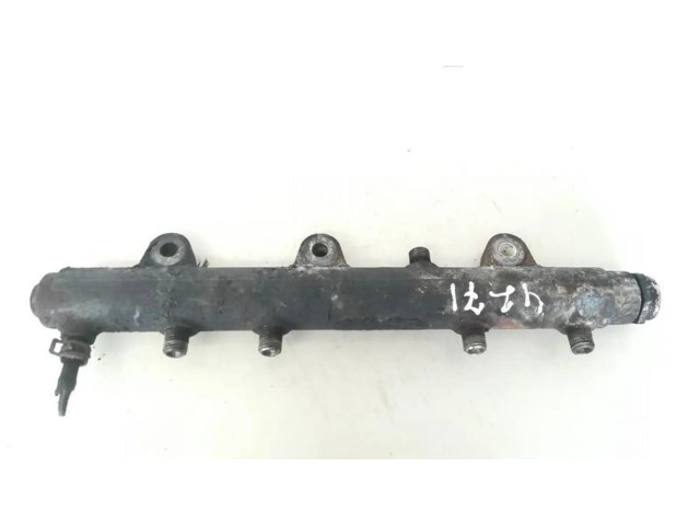 Топливная рампа Ford Ranger 2.5