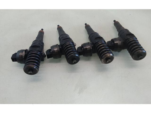 Комплект форсунок 038130073AG    Volkswagen Jetta V   