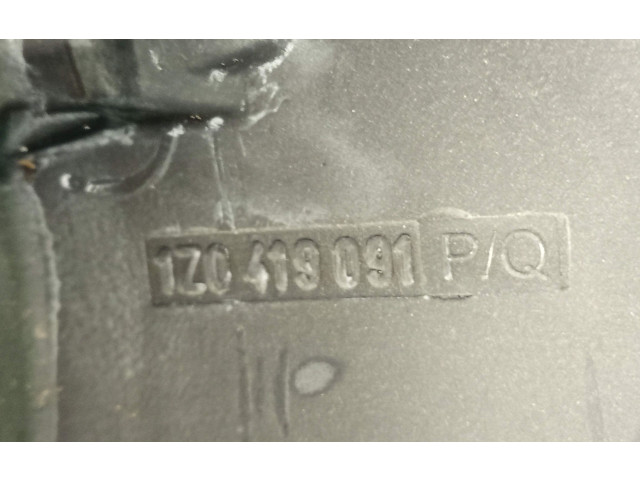 Руль Skoda Octavia Mk2 (1Z) 2004 - 2013 года 1Z0880201AG, 1Z0419091P