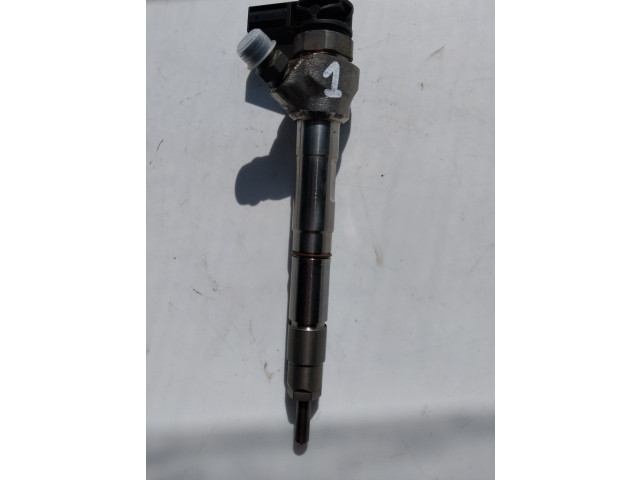 Форсунка 05L130277E, 05L130277E    Skoda Octavia Mk4   