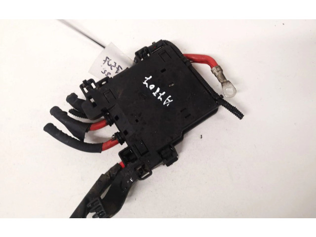 Ящик предохранителей (комплект)    Volvo V50