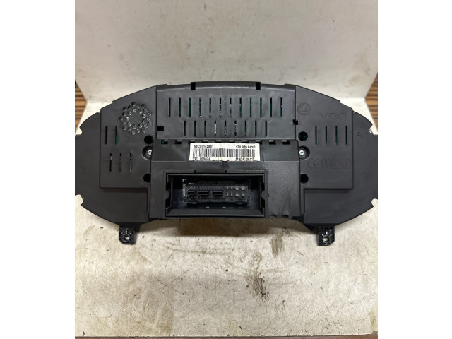 Панель приборов 1Z0920842D, VD1069874 Skoda Octavia Mk2 (1Z)