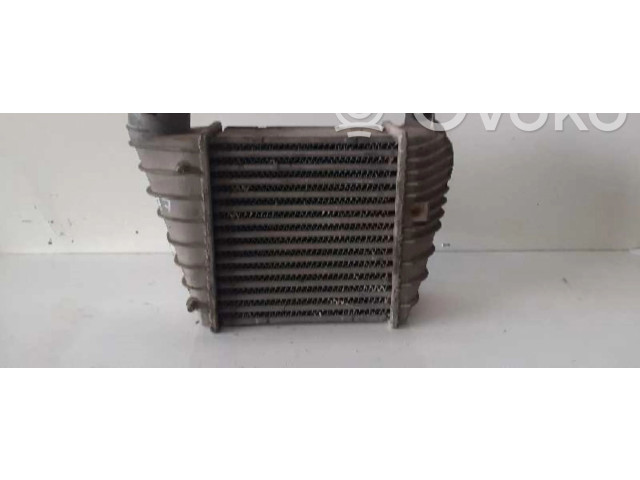 Интеркулер 1J0145805B Audi A3 S3 8L