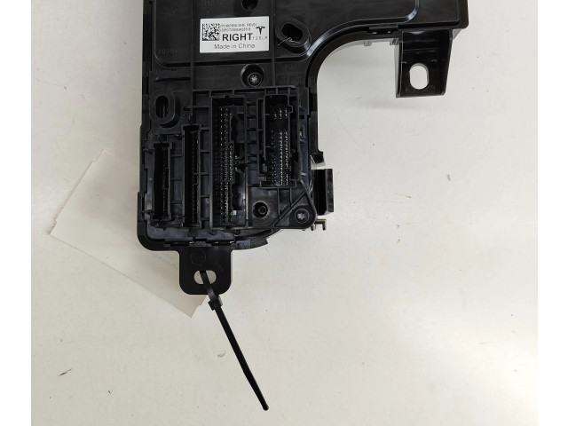 Блок комфорта 167097700A, 149784800E Tesla Model Y