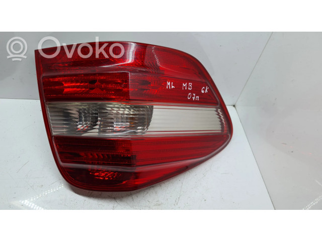 Задний фонарь левый сзади     Mercedes-Benz ML AMG W164   