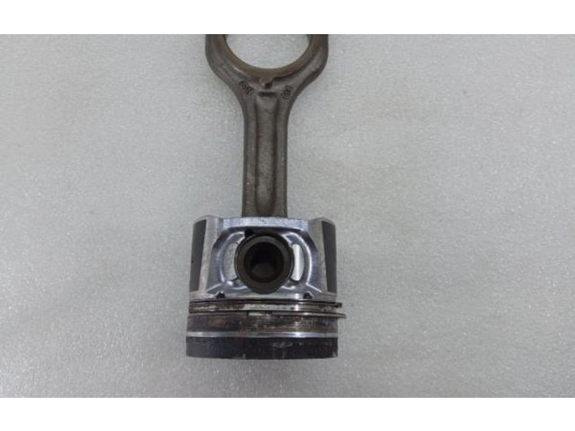 Píst 75L101, COMBIELA Peugeot 3008 I 9HR (DV6C)