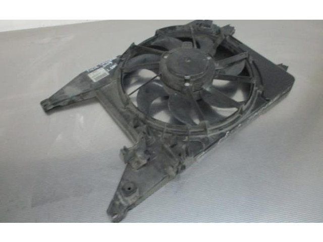 Вентилятор радиатора 8200765566, 0130307107 Dacia Sandero