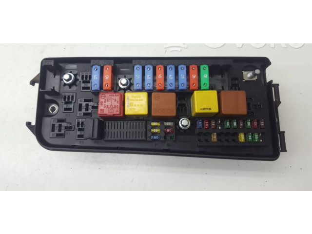 Pojistková skříňka Suzuki Ignis 2004