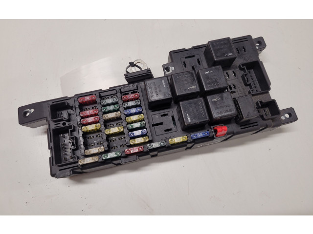 Блок предохранителей 30786648   Volvo V70    