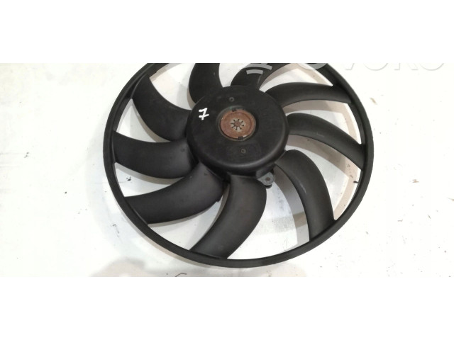 Vstřikovací lišta A10111406F Audi Q3 8U