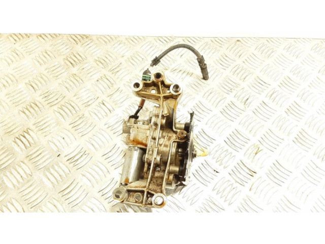 Масляный насос   31670242  Volvo XC90 2.0