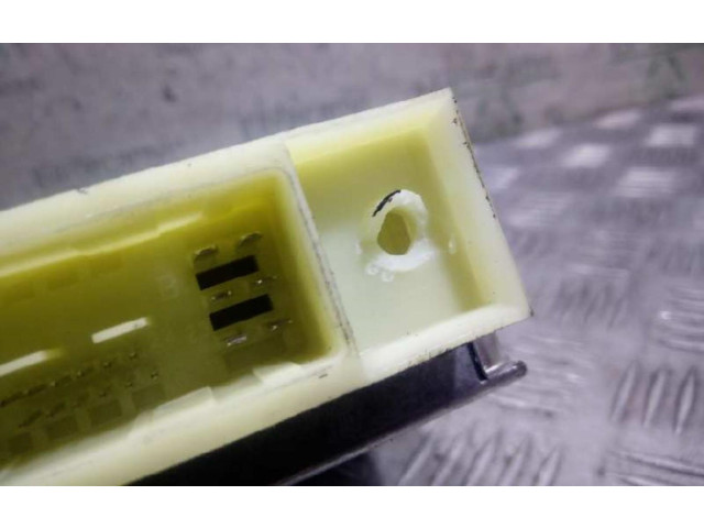 Блок управления коробкой передач P09472349   Volvo S80