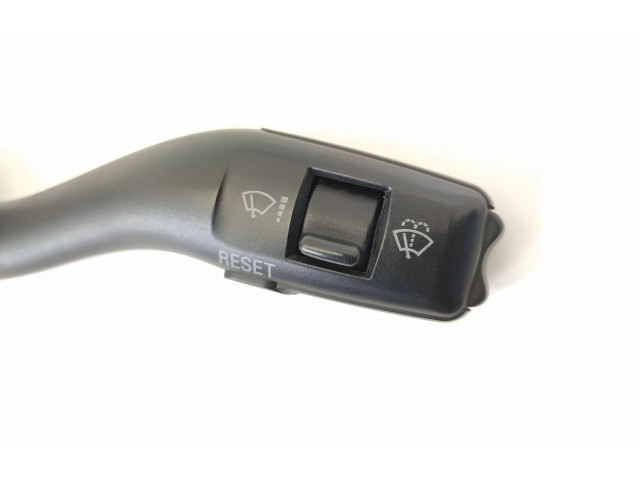 Ручка стеклоочистителей 8E0953503B Audi A4 Allroad