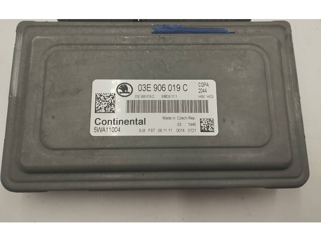 Блок управления двигателя 03E906019C, 5WA11004 Skoda Fabia Mk2 (5J)