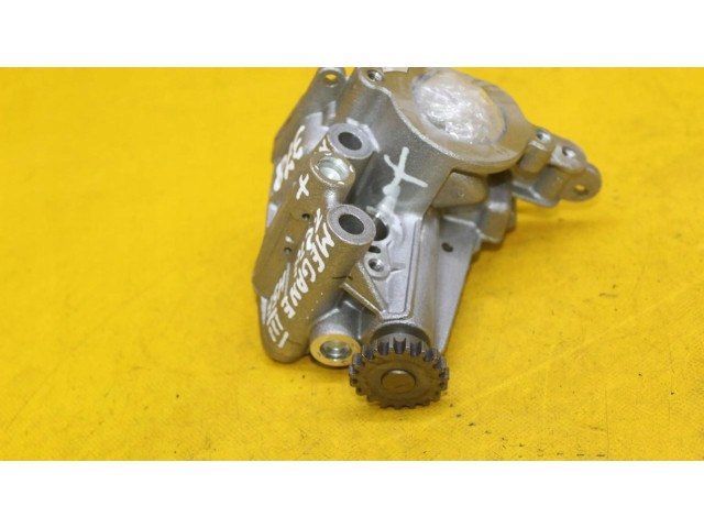 Масляный насос 150718102R Renault Captur