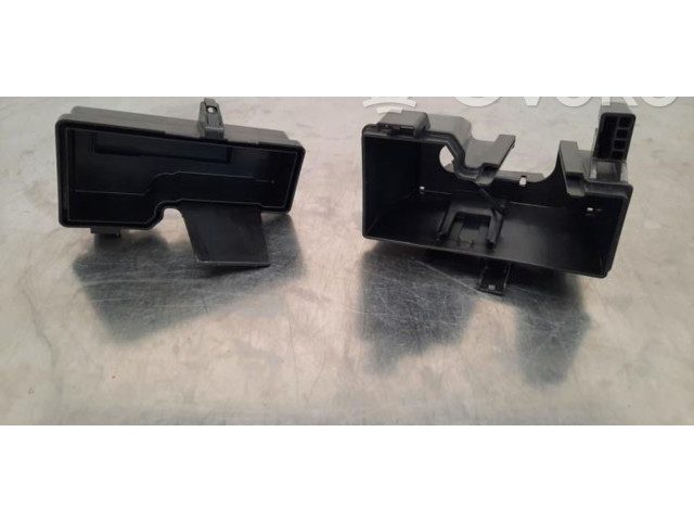 Pojistková skříňka 252369795R Renault Zoe 2022