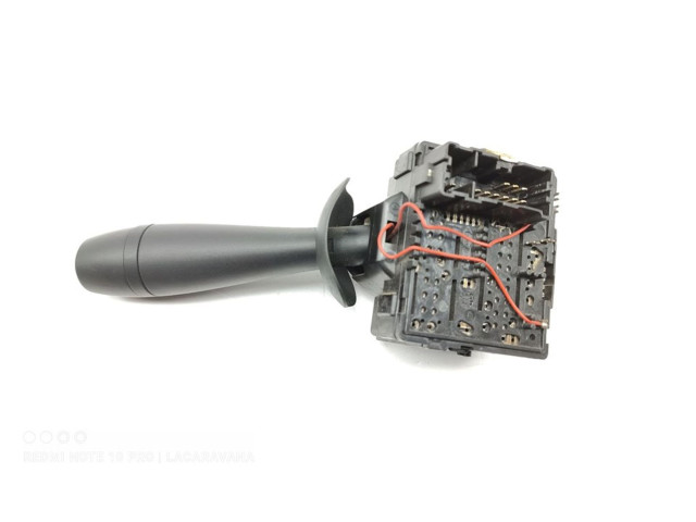 Ручка стеклоочистителей 8201168003 Dacia Dokker