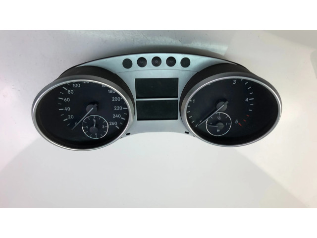 Přístrojová deska Mercedes-Benz R W251 2006 A2514402011